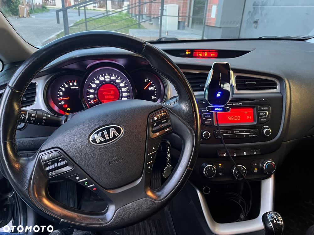 Kia Ceed 1.6 CRDi M - 6