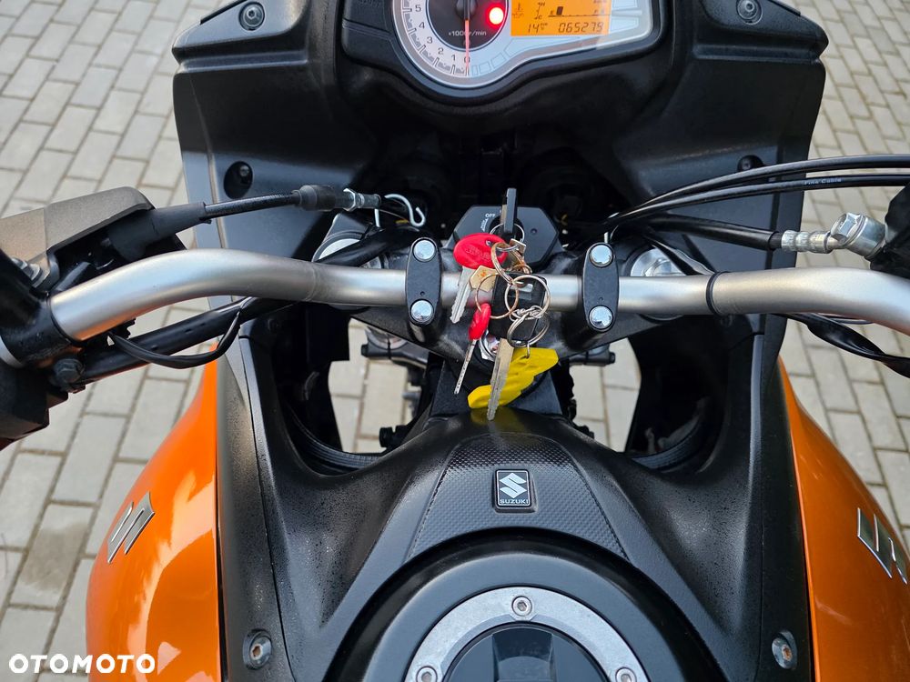 Suzuki DL - 11