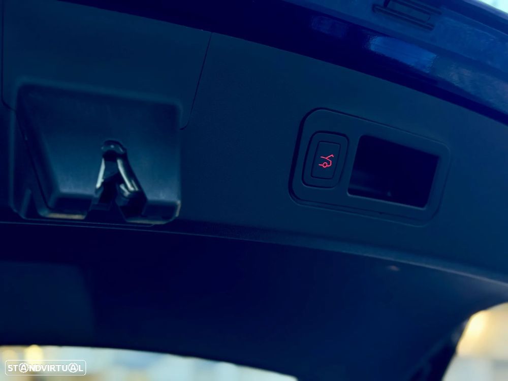 Tesla Model S 100 kWh Long Range Plus AWD - 29