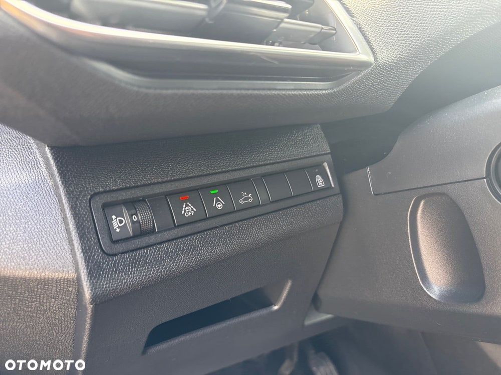 Peugeot 5008 1.5 BlueHDi Allure Pack S&S EAT8 - 16