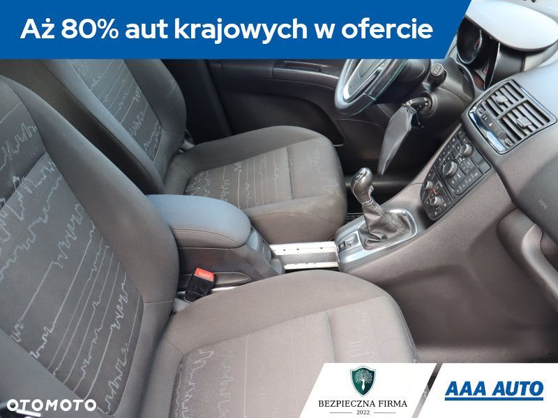 Opel Meriva - 10