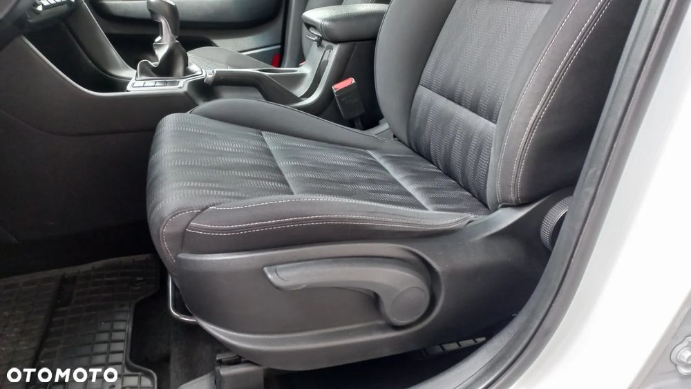 Kia Sportage 1.6 GDI S 2WD - 26