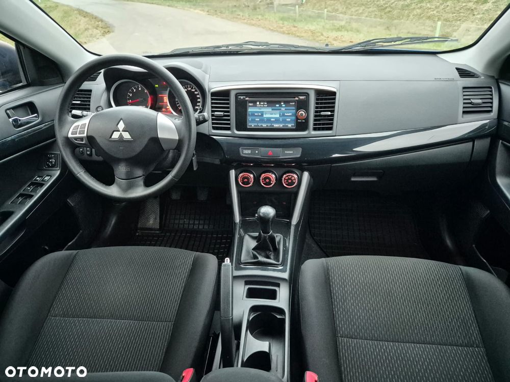 Mitsubishi Lancer 1.6 Invite - 18