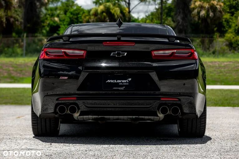 Chevrolet Camaro Coupe 6.2 V8 - 8