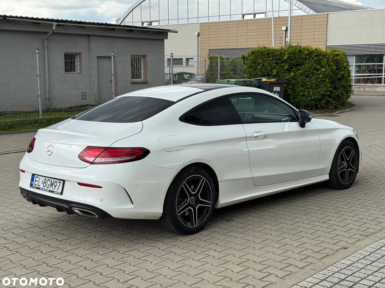 Mercedes-Benz Klasa C 300 9G-TRONIC - 2