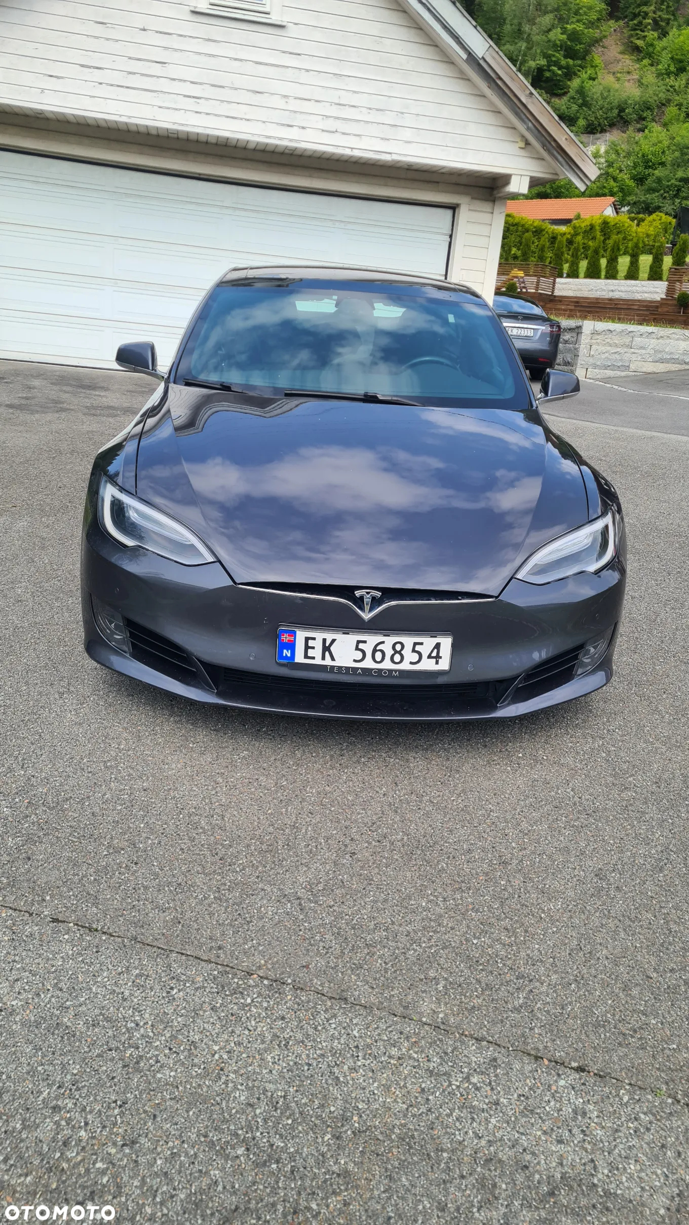 Tesla Model S Standard - 12