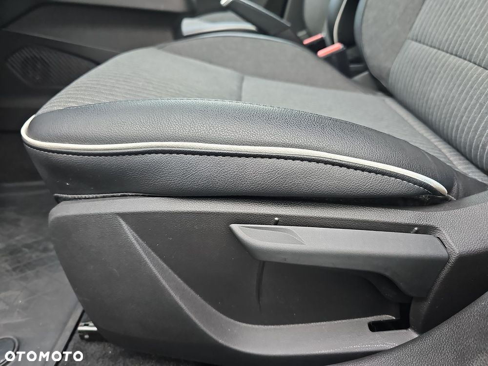 Renault Clio 1.0 TCe Intens - 21