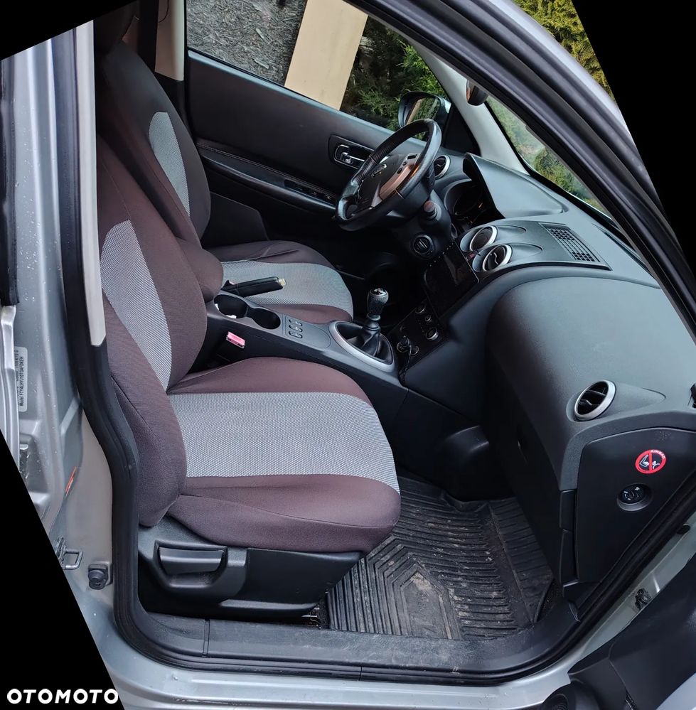 Nissan Qashqai 2.0 dCi DPF acenta - 7