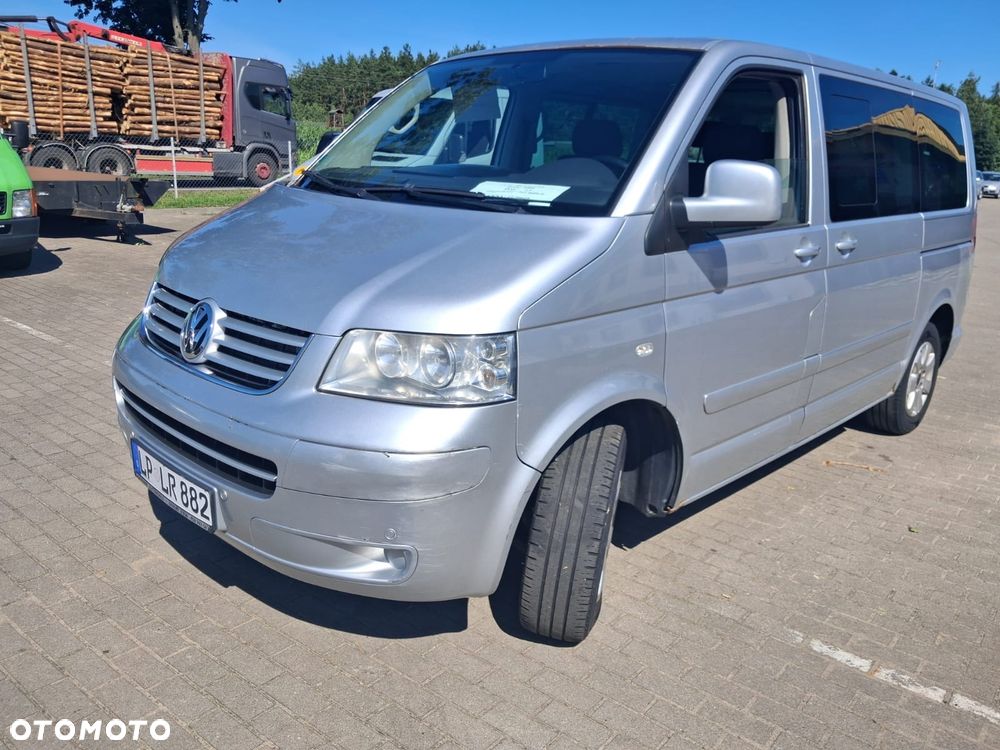 Volkswagen Multivan - 10