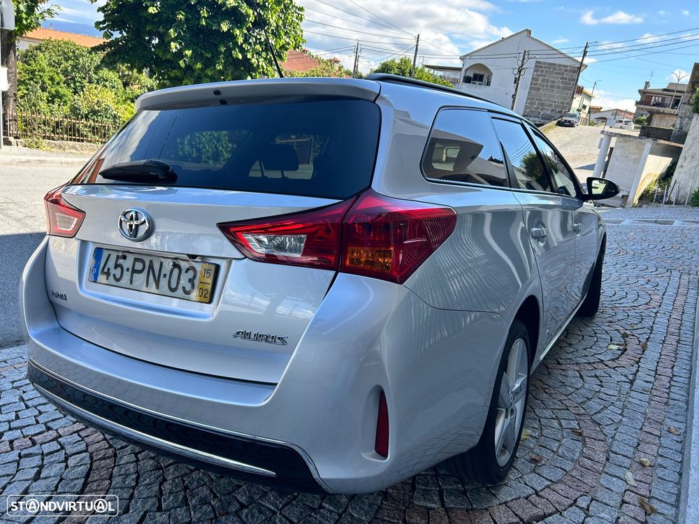 Toyota Auris Touring Sports 1.4 D-4D Com+P.Sport +Navi - 16