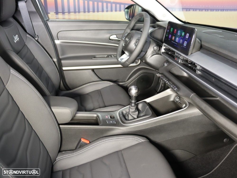 Jeep Avenger 1.2 GSE T3 Longitude - 18