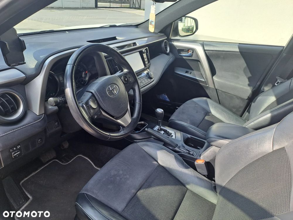 Toyota RAV4 Hybrid Prestige 4x2 - 6