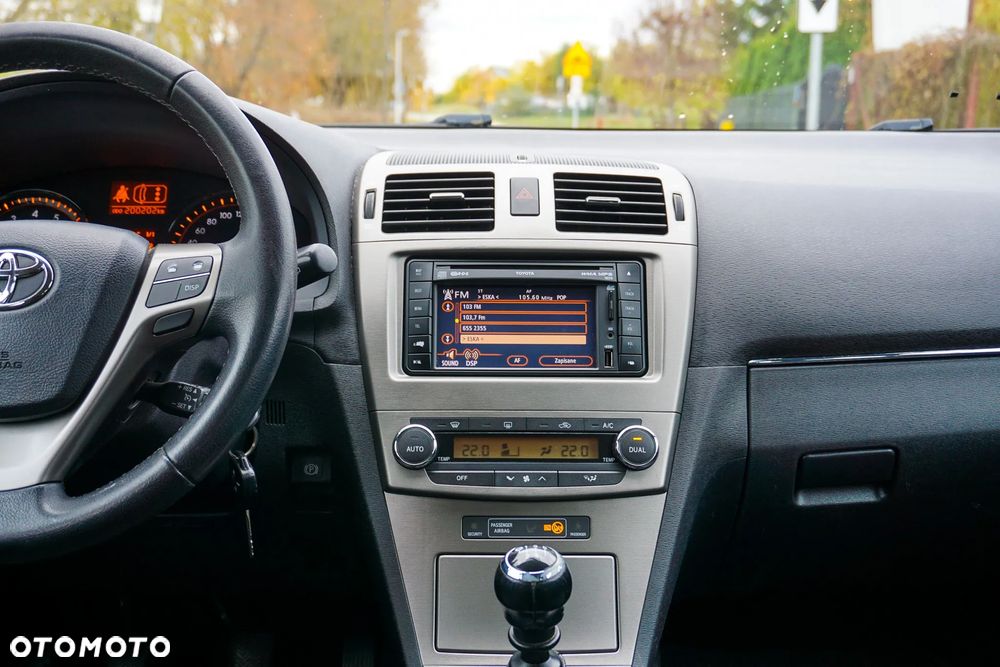 Toyota Avensis 1.8 Comfort - 5