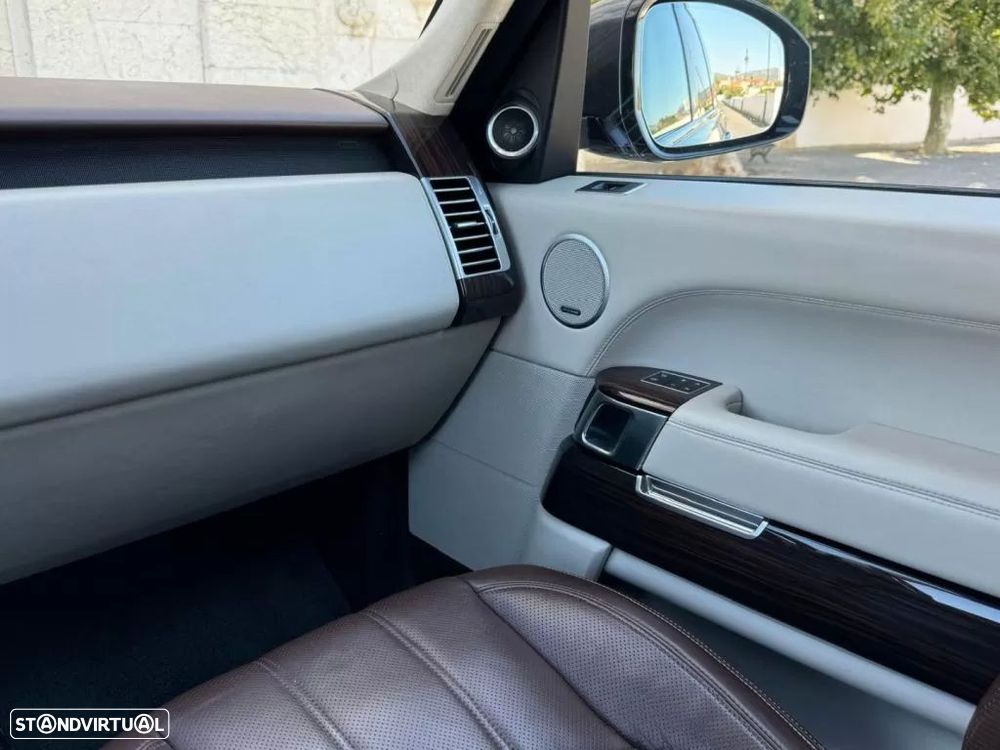 Land Rover Range Rover 4.4 SDV8 Autobiography - 39