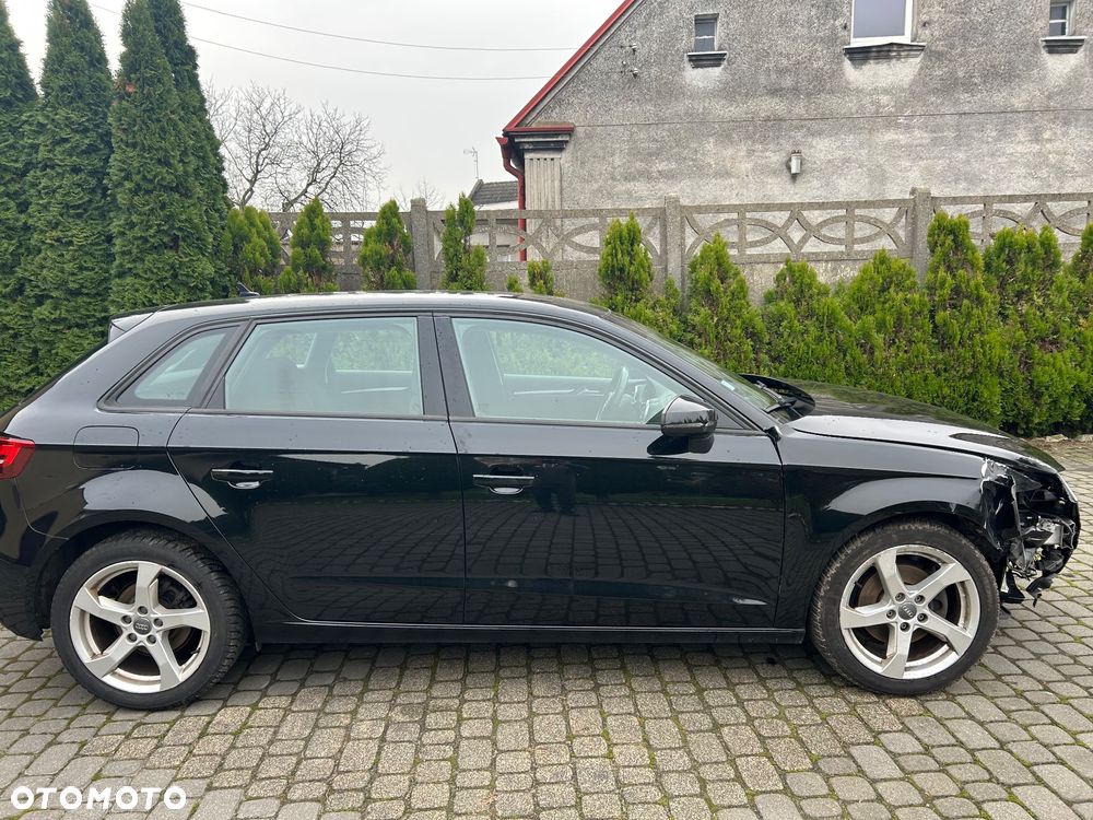 Audi A3 Sportback - 6