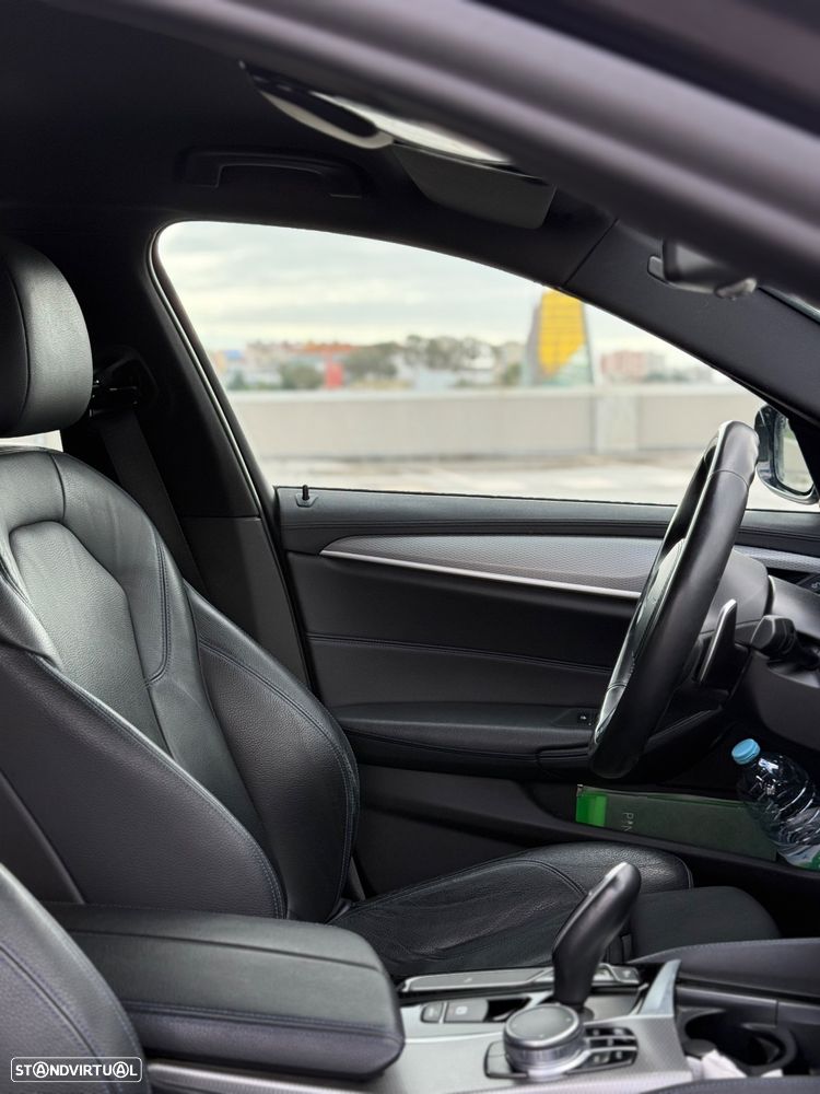 BMW 520 d Pack M Auto - 11