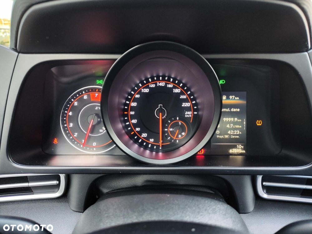 Hyundai Elantra - 18