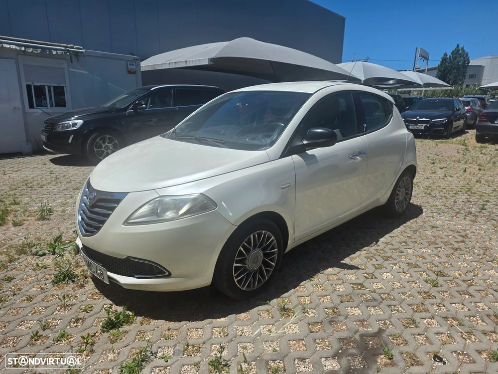 Lancia Ypsilon 1.2 S&S Platinum - 3