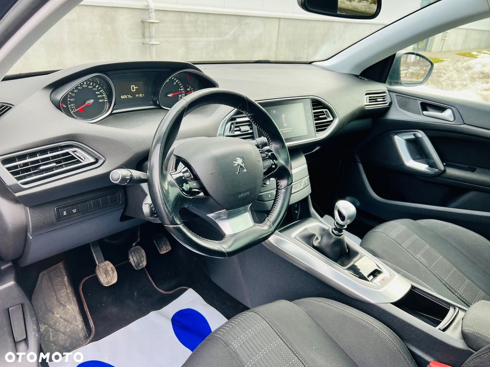 Peugeot 308 e-HDi 115 Stop & Start Allure - 2