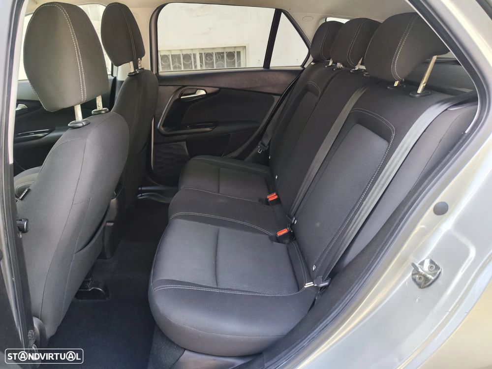 Fiat Tipo Station Wagon 1.3 M-Jet Easy - 21