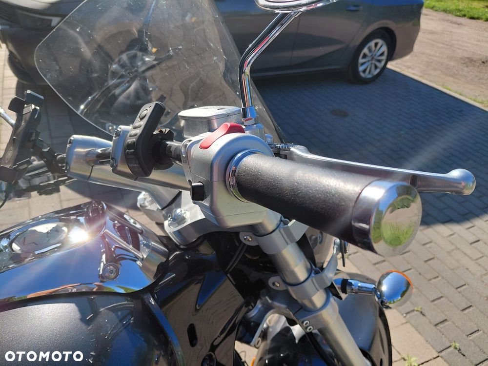 Suzuki Boulevard - 15