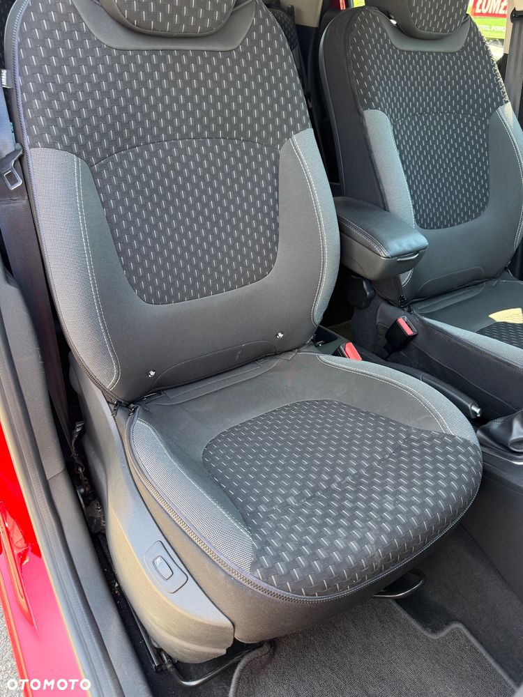 Renault Captur - 25