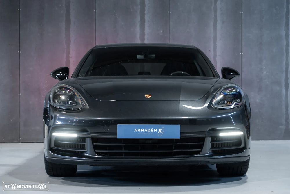 Porsche Panamera Sport Turismo - 4