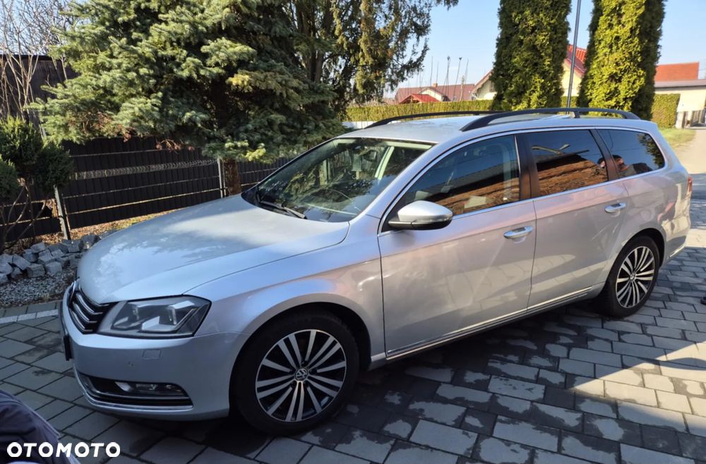 Volkswagen Passat 2.0 TDI Comfortline - 9