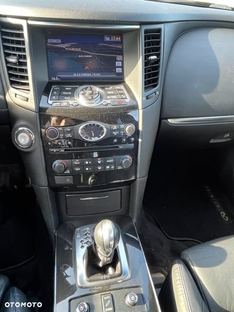 Infiniti QX70 3.0d S Premium - 15