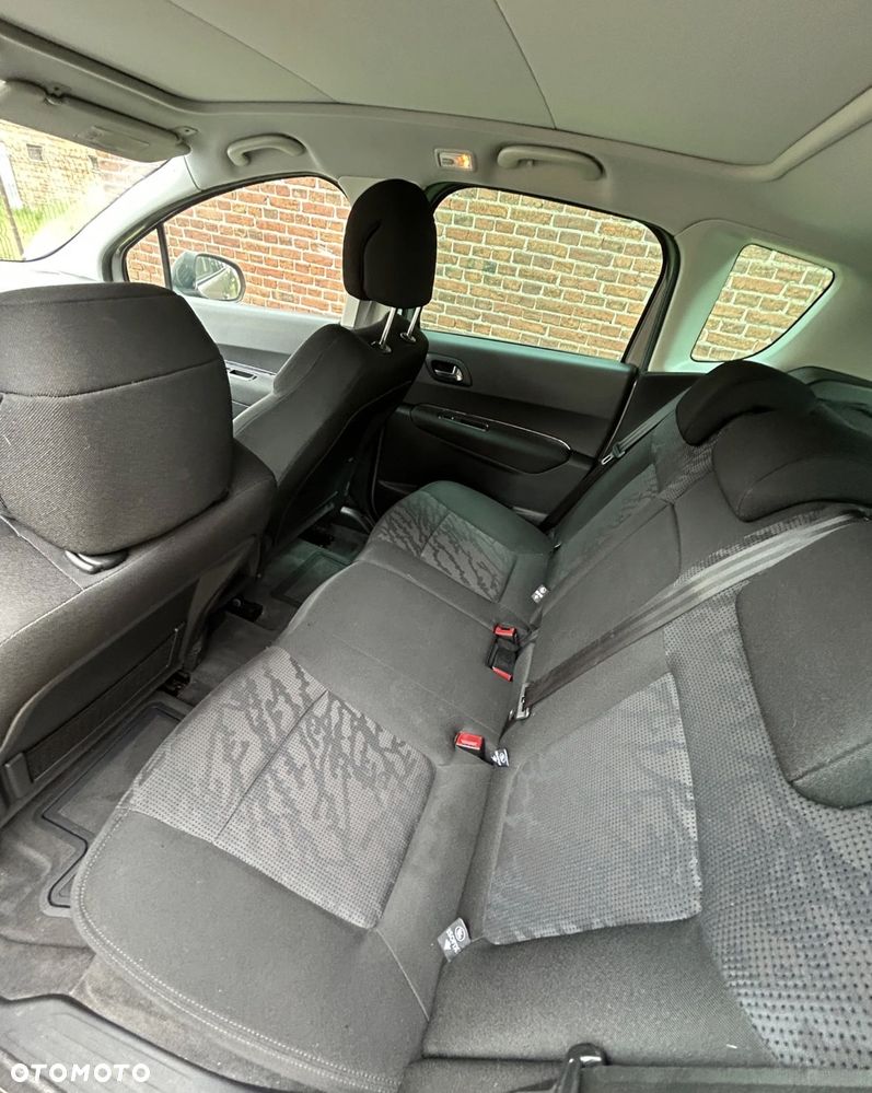 Peugeot 3008 - 10