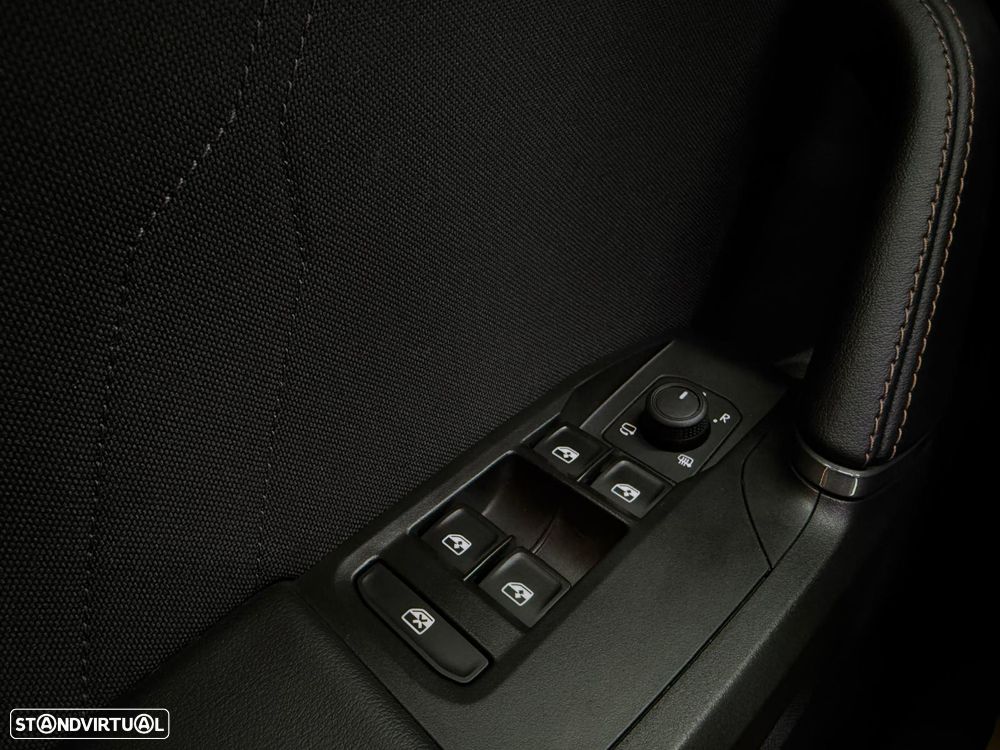 Cupra Formentor 2.0 TDI DSG - 38