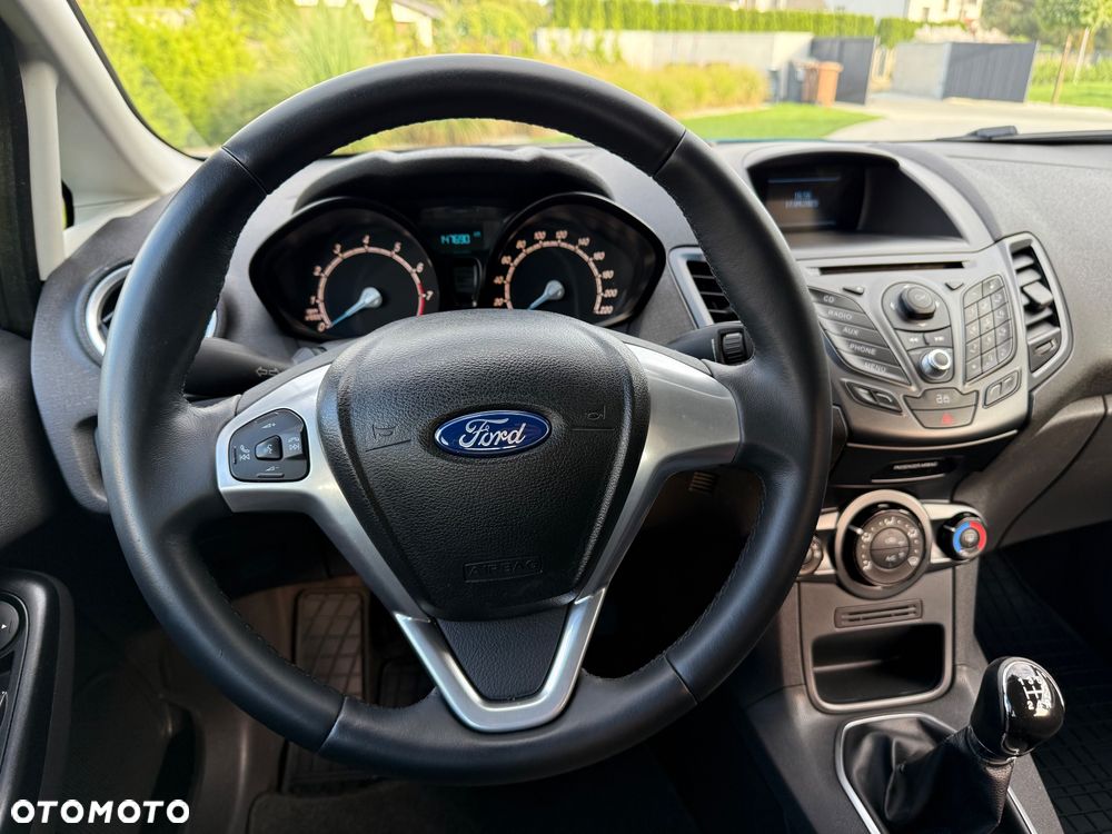 Ford Fiesta 1.25 Ambiente EU5 - 19