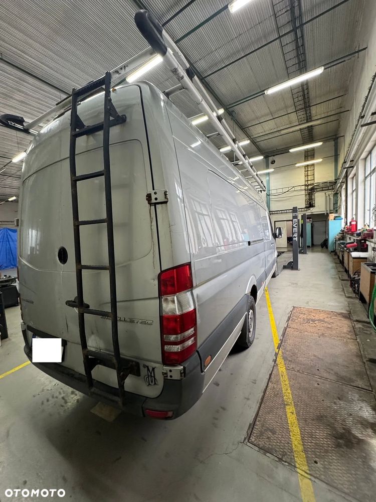 Mercedes-Benz Sprinter 319 XXL - 4