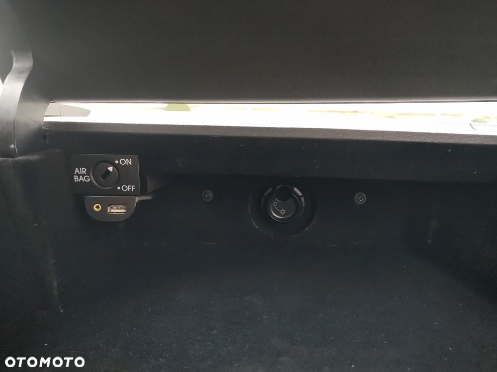 Volkswagen Multivan - 18