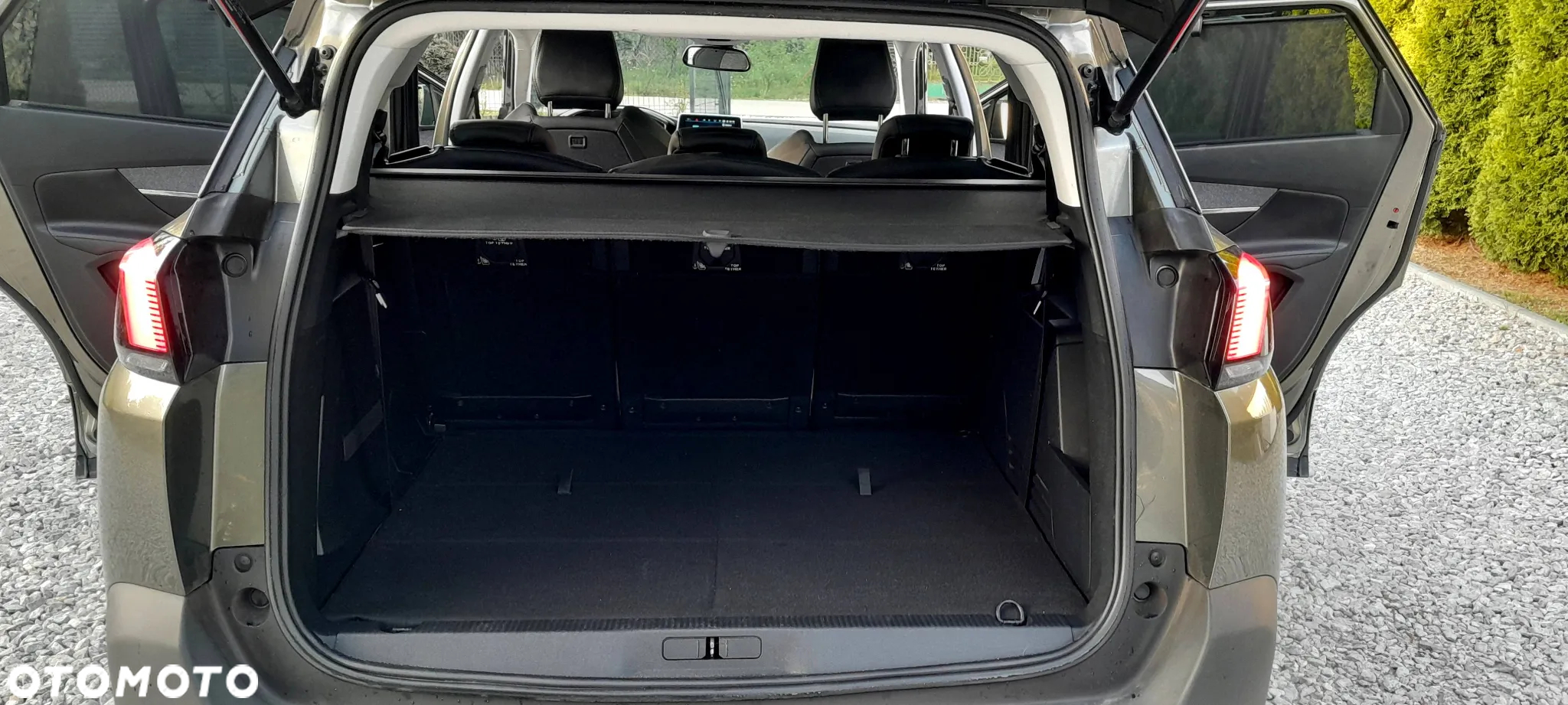 Peugeot 5008 HDI 115 Allure - 21