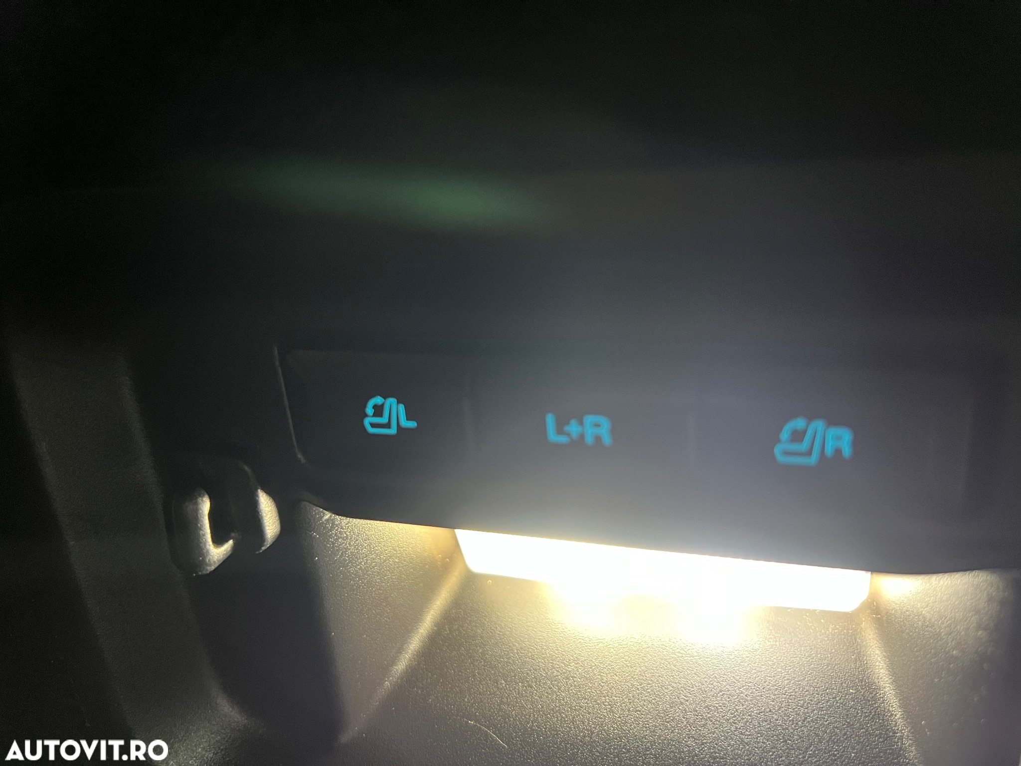 Ford Explorer 3.0 PHEV ST-Line - 22