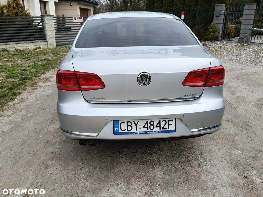 Volkswagen Passat 2.0 TDI Comfortline - 15