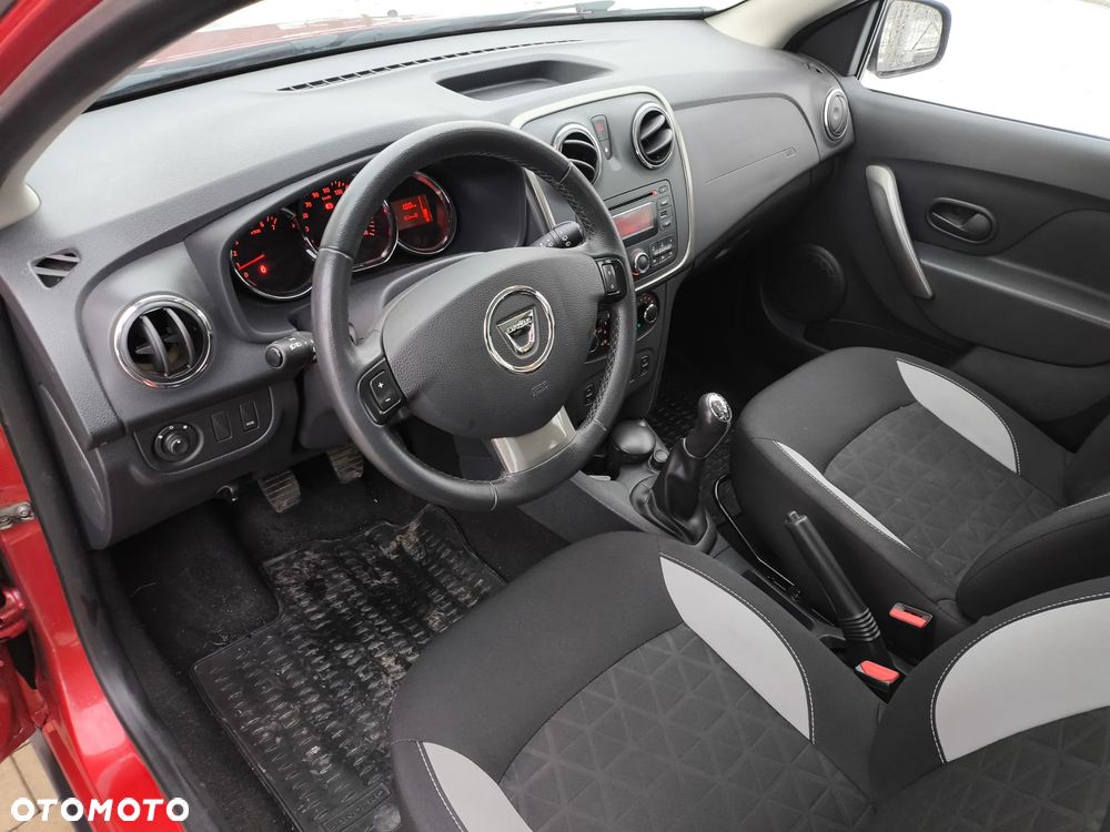 Dacia Sandero TCe 90 Celebration - 10