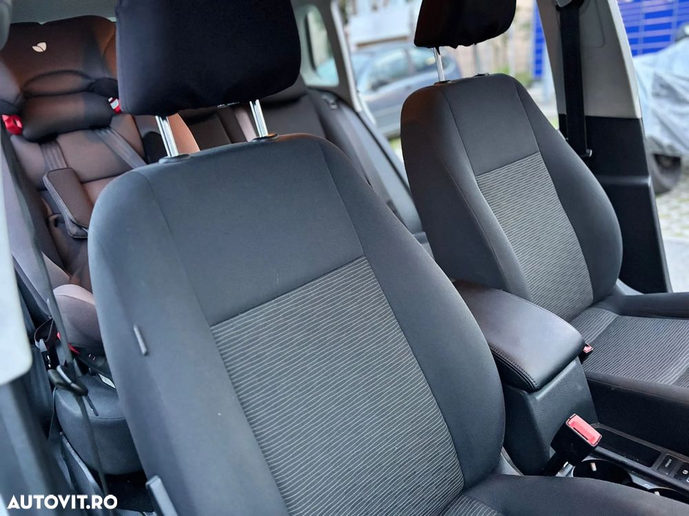 Volkswagen Tiguan 2.0 TDI SCR BlueMotion Technology Sport & Style - 10