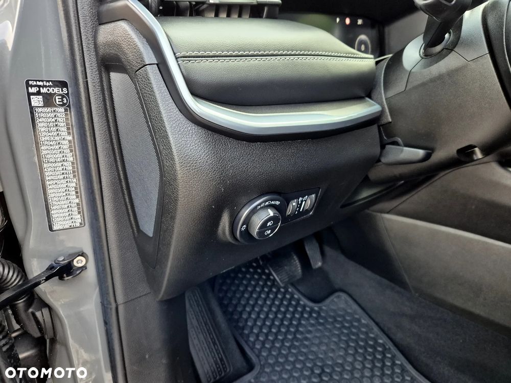 Jeep Compass 1.3 TMair Limited FWD S&S DDCT - 25