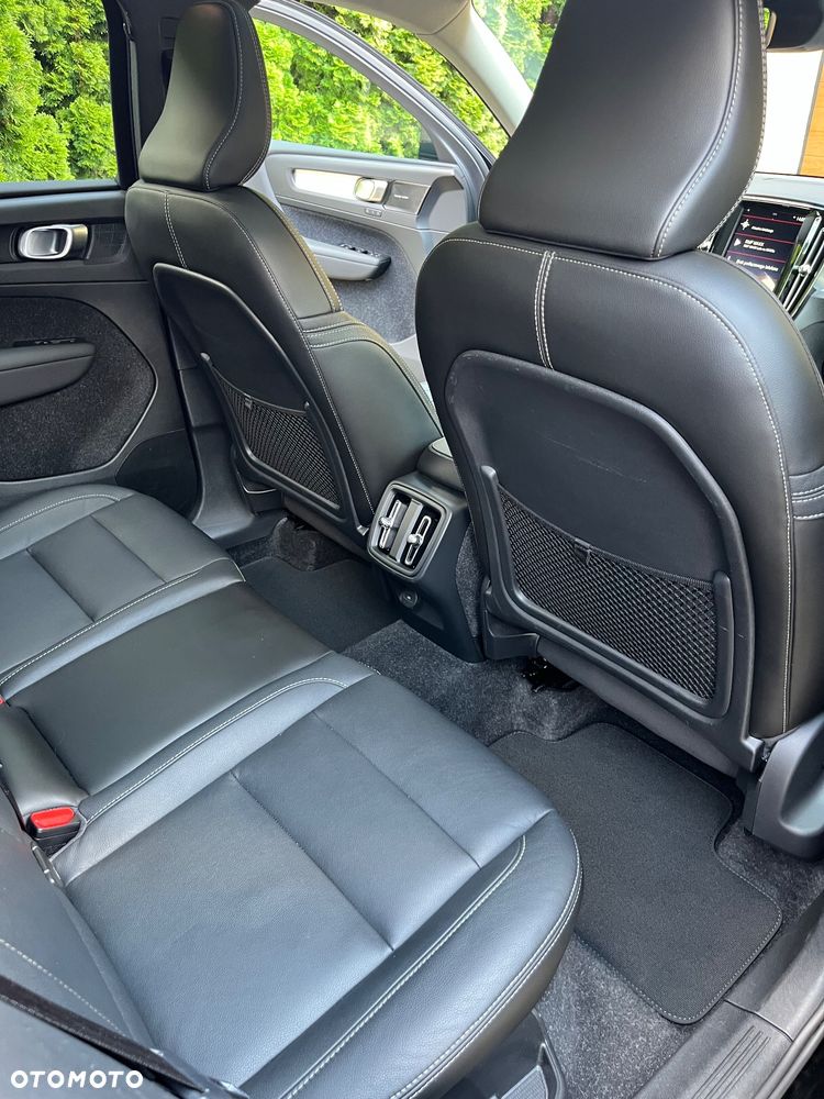 Volvo XC 40 T5 AWD Momentum (Intro Edition) - 23