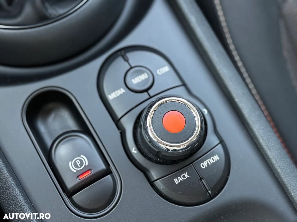 Mini Clubman One Essential Trim - 33