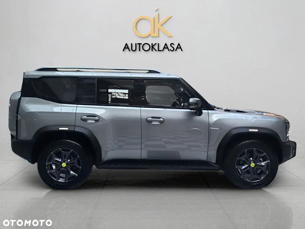Jetour Traveller - 4