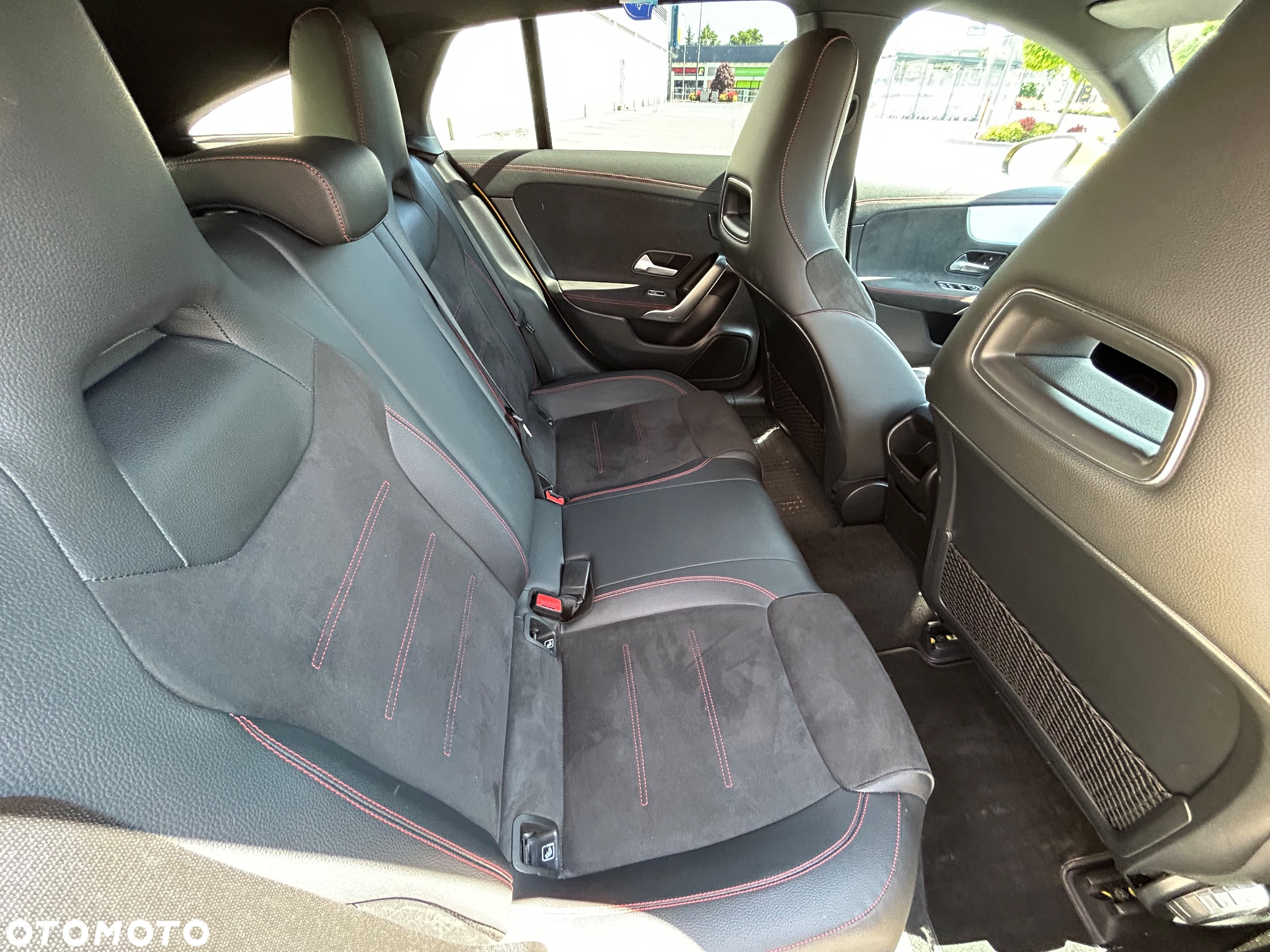 Mercedes-Benz CLA 200 AMG Line 7G-DCT - 14