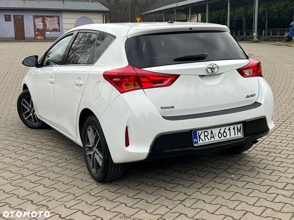 Toyota Auris 1.4 D-4D Life+ - 26