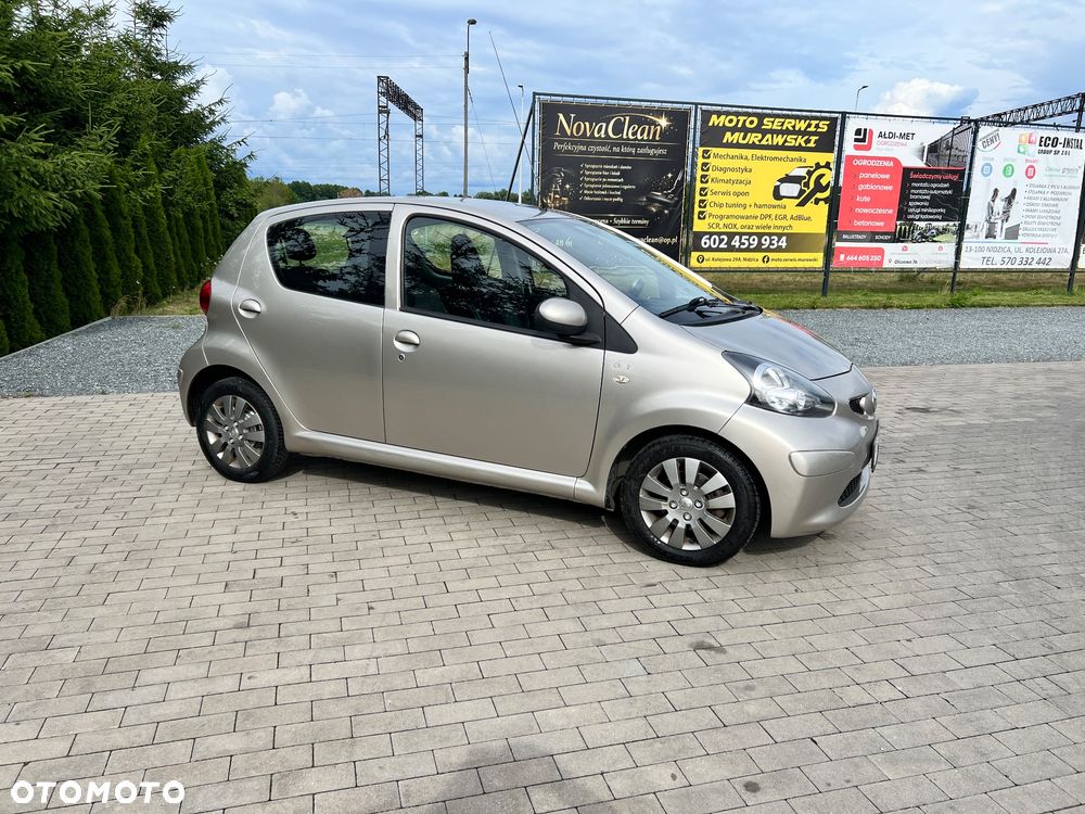 Toyota Aygo ckIN2U - 11