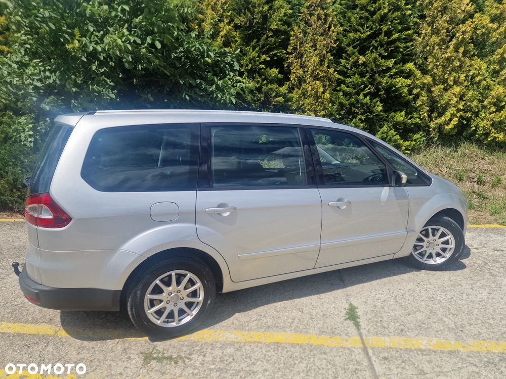 Ford Galaxy 2.0 TDCi DPF Titanium - 38