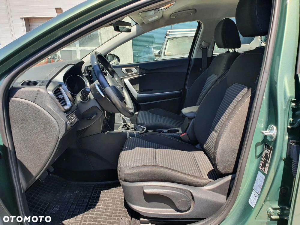 Kia Ceed 1.5 T-GDI M DCT - 27