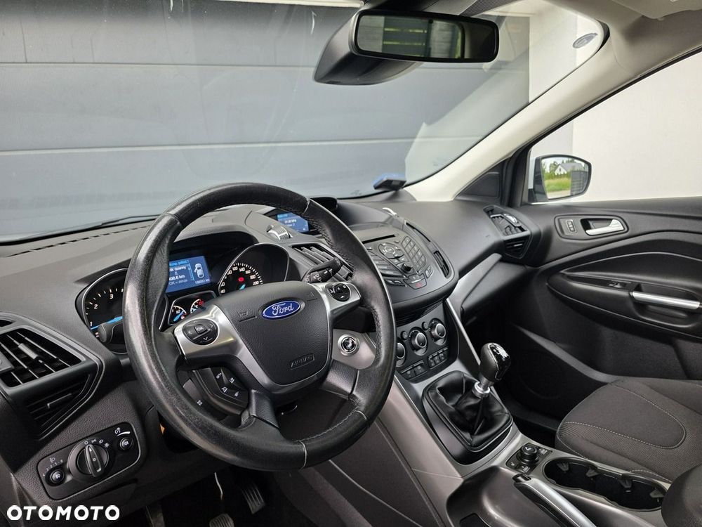Ford Kuga 2.0 TDCi 2x4 SYNC - 39