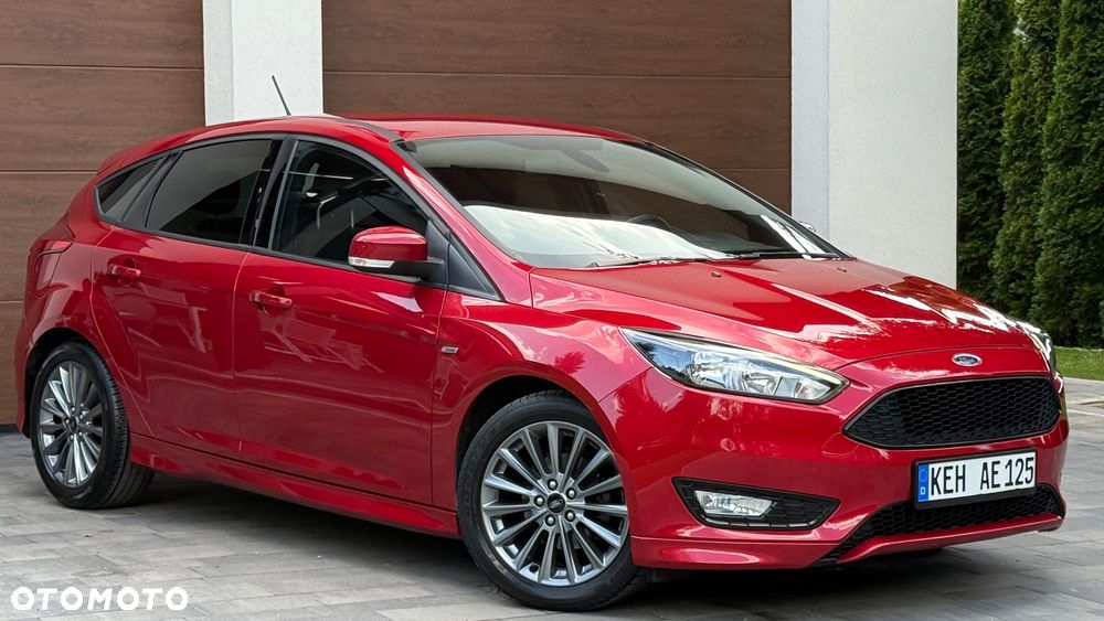 Ford Focus 1.0 EcoBoost Start-Stopp-System ST-LINE DESIGN - 16